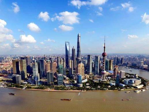10月上海地区的房地产开发贷热有所降温.