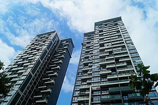 上海临港房产从310万跌到147万,未来还会跌到四位数