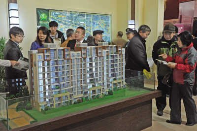 上海房展人气不足冷清收官 全场难见给力折扣